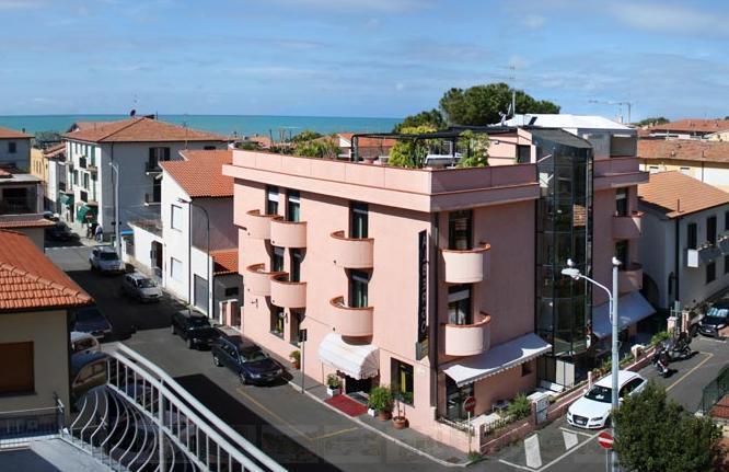 Hotel Aurora Castiglione della Pescaia Exteriör bild