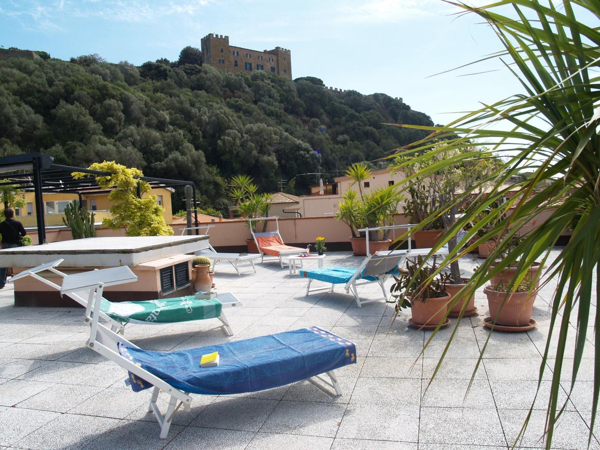 Hotel Aurora Castiglione della Pescaia Exteriör bild